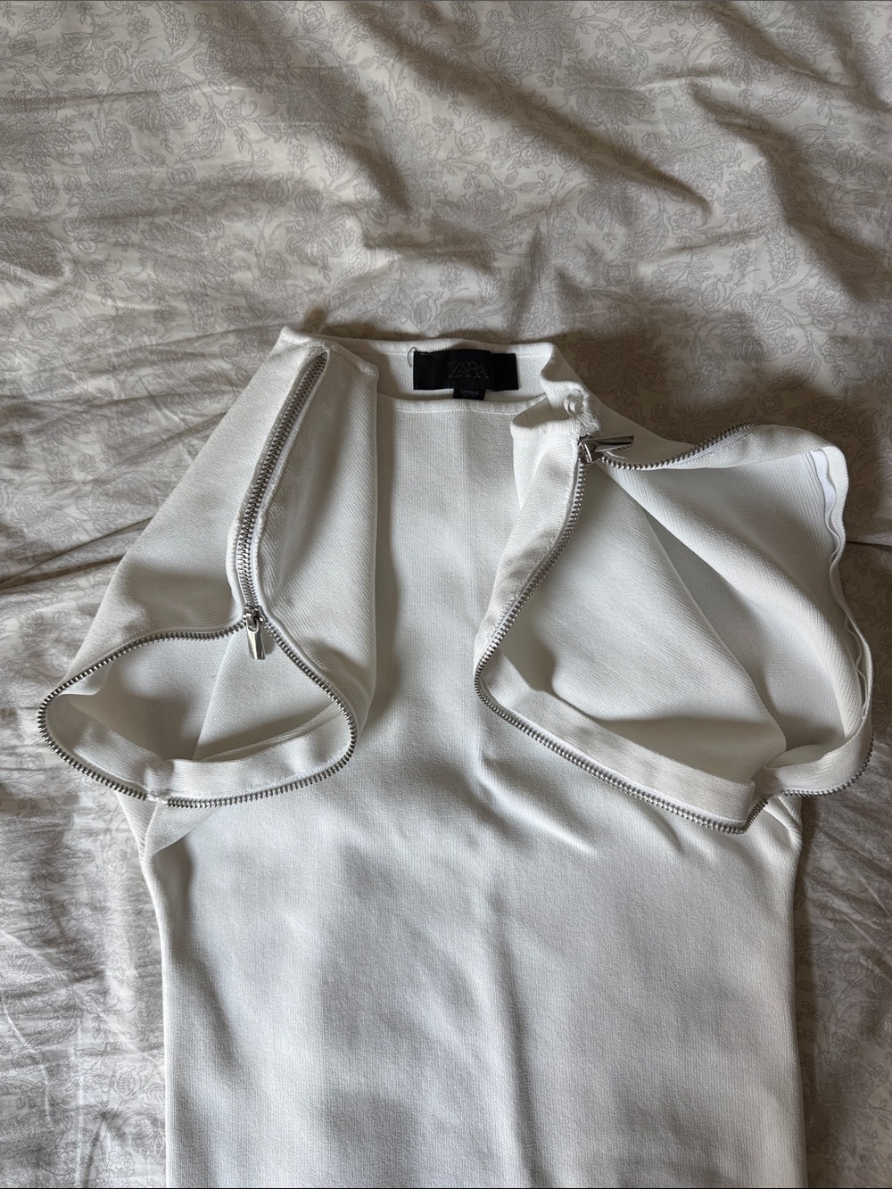 Zara White Structured Short-Sleeve Top - Picture 3 of 4